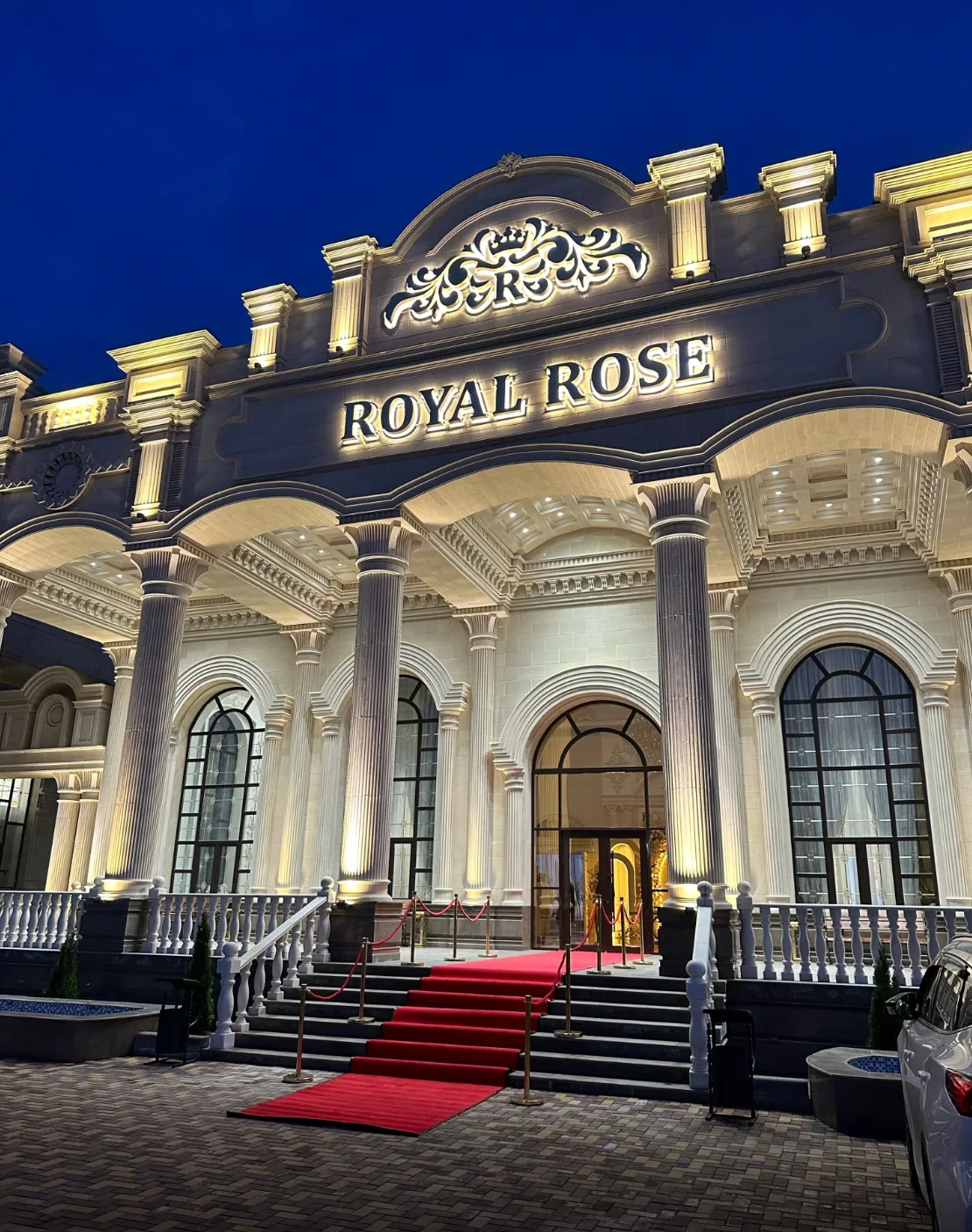 Royal Rose — свадебный дворец